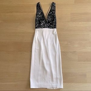 Alice + Olivia Plunge Neck Lace & Satin Cocktail Dress